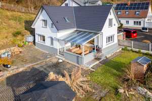 Modernes Wohnen in perfekter Lage – Innovative & Nachhaltige Heiztechnik! – Giersmattstr. 1a, 79688 Lörrach (Kreis) – Vorschaubild 1