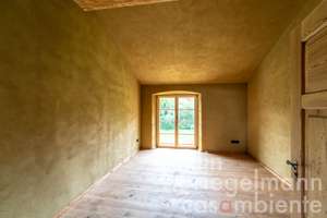 Ökologisch saniertes Bauernhaus mit 360 m² Wohnfläche, Ausbaureserve und eigenem Wald im Chiemgau – Die vollständige Adresse der Immobilie erhältst du vom Anbieter., 83547 Babensham – Vorschaubild 75