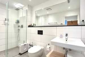 Moderne 1-Zimmer-Hochparterre-Wohnung in Düsseldorf – Düsseldorf – Vorschaubild 7