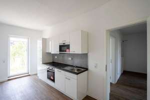 Sanierte 2-Zimmer-Wohnung mit moderner Einbauküche und Balkon in Altlindenau – Queckstraße 15, 4177 Altlindenau, Leipzig – Vorschaubild 3