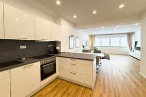 Luxuriös  Wohnen im neu sanierten Apartment – Düsseldorf – Vorschaubild 7