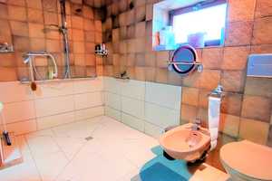 Geräumiges EFH mit ELW, Terrasse, Balkon, kleinem Garten und Garage in ruhiger Lage – Osnabrück – Vorschaubild 10