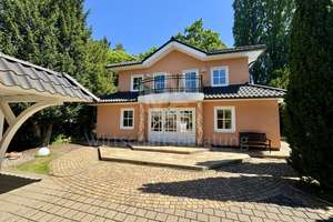 Kirchrode: 
Mediterrane Stadtvilla mit Pool auf einem Traumgrundstück – Die vollständige Adresse der Immobilie erhältst du vom Anbieter., 30559 Kirchrode, Hannover – Vorschaubild 37