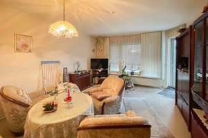 Handwerker-Chance in ruhiger Lage: Großzügige 3-Zimmer-Wohnung mit Gestaltungspotenzial (Erbpacht) – 23556 Sankt Lorenz Nord, Lübeck – Vorschaubild 3