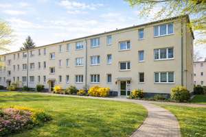 Vermietete 2-Zimmer-Wohnung in grüner Lage von Berlin-Lichtenrade – attraktive Kapitalanlage – Barnetstraße 31C, 12305 Lichtenrade, Berlin – Vorschaubild 3