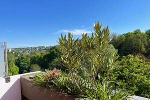 GANZ OBEN wohnen - mit Blick - Terrasse - in Sonnenberg !