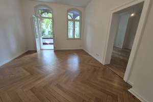 Modernisierte, gediegene Altbauwohnung im unteren Ostviertel – Die vollständige Adresse der Immobilie erhältst du vom Anbieter., 37073 Innenstadt, Göttingen – Vorschaubild 4