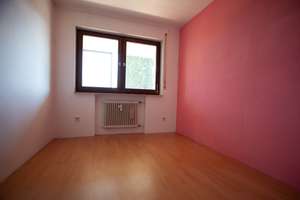 Großes und gepflegtes Haus mit drei Wohneinheiten - ideal für Familie, Generationen oder Vermietung – Die vollständige Adresse der Immobilie erhältst du vom Anbieter., 71334 Waiblingen – Vorschaubild 13