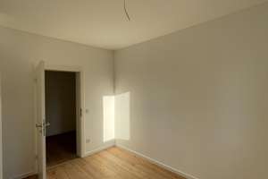 Perfekt für WG, Paare & Familien - kernsanierte 2- & 3-Zimmer-Wohnungen mit Einbauküche – Zabergäustr. 97, 70435 Zuffenhausen-Frauensteg, Stuttgart – Vorschaubild 6