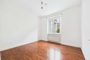 Erstbezug nach Sanierung! Traumhafte 1 Zimmer Wohnung in Nürnberg mit Bad neu, EBK ohne Ablöse uvm.! – Die vollständige Adresse der Immobilie erhältst du vom Anbieter., 90459 Galgenhof, Nürnberg – Vorschaubild 2