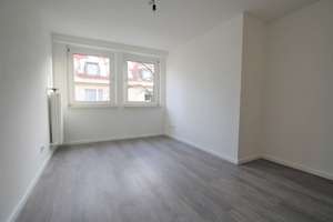 Charmante 3 Zimmerwohnung mit Balkon! – Buchforststraße 69-71, 51103 Kalk (Ortsteil), Köln – Vorschaubild 6