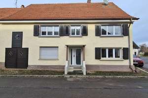 Geräumiges Einfamilienhaus mit 2 Stellplätzen in Singen (Hohentwiel) – Kreuzstraße 11, 78224 Singen (Hohentwiel) – Vorschaubild 1