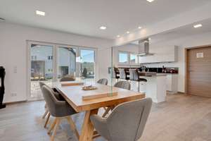 Bezugsfertiger Neubau! Hochwertiges KfW 40+ Haus mit Garage, Südterrasse und Garten in ruhiger Lage – Die vollständige Adresse der Immobilie erhältst du vom Anbieter., 95502 Himmelkron – Vorschaubild 11