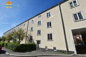 *Vermietete 2-Raum-Kapitalanlage mit Einbauküche und Stellplatz auf dem Sonnenberg*