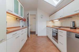 Ihre Wohlfühloase unter freiem Himmel – Große Dachterrasse mit Westausrichtung - Kauf gegen Gebot - – Die vollständige Adresse der Immobilie erhältst du vom Anbieter., 81737 Altperlach, München – Vorschaubild 4
