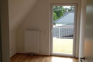Ab 1.6.26: 70m² Wohnung mit Dachterrasse zentral in Sottrum, PKW-Stellplatz – Lindenstraße -, 27367 Sottrum – Vorschaubild 3