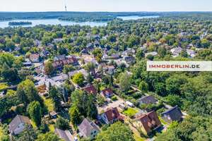 IMMOBERLIN.DE - Immobilienpaket in Toplage! Charmante Häuser auf sehr idyllischem Grundstück – Die vollständige Adresse der Immobilie erhältst du vom Anbieter., 14089 Kladow, Berlin – Vorschaubild 1