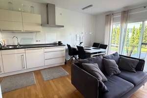 Helle Souterrain Wohnung am Phoenixsee 