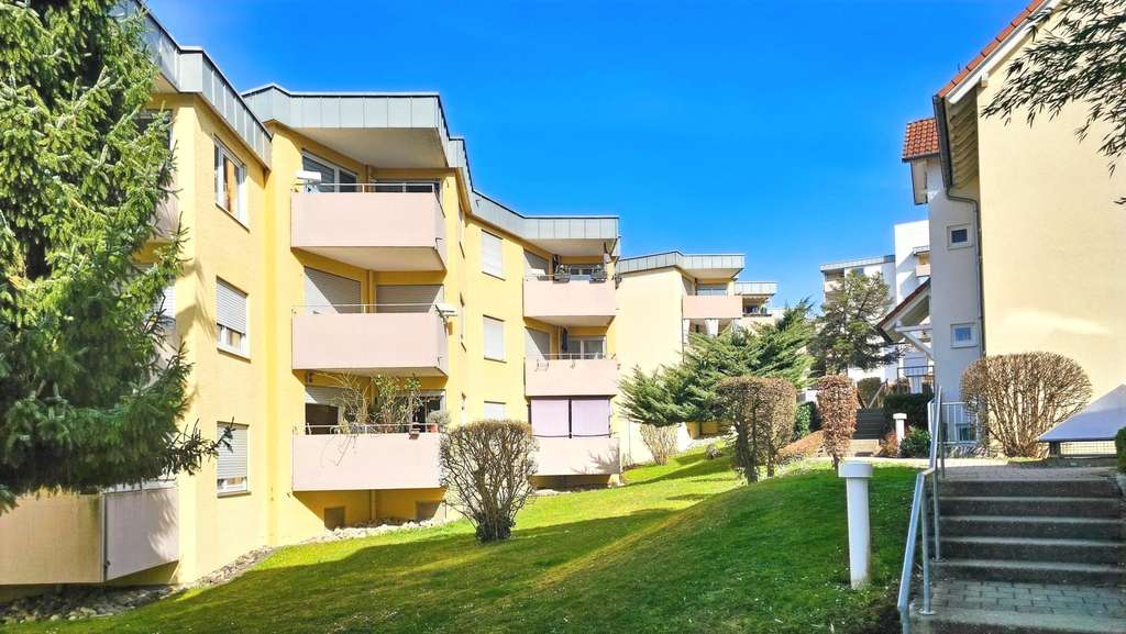 Immobilie in Markdorf - Ideale Einsteiger Wohnung. Bezugsfreie 2-Zimmer-Eigentumswohnung in guter Wohnlage von Markdorf - Bild 1