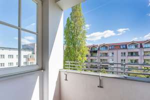 Wunderschöne * 2 Zimmer Wohnung * Bad mit Fenster* Loggia zum Innenhof – Lincolnstraße 7, 10315 Friedrichsfelde, Berlin – Vorschaubild 6