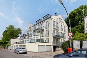 Exklusive Maisonette in erster Elbreihe – Die vollständige Adresse der Immobilie erhältst du vom Anbieter., 22587 Blankenese, Hamburg – Vorschaubild 2