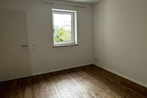 Großzügige 5-Zimmer-Wohnung in Schwandorf – Die vollständige Adresse der Immobilie erhältst du vom Anbieter., 92421 Schwandorf – Vorschaubild 17