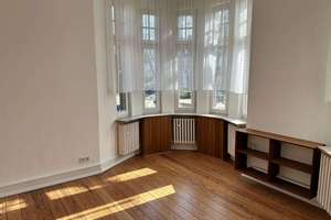 Thielenbruch: Einseitig angebaute großzügige Villa mit parkähnlichem Garten – Die vollständige Adresse der Immobilie erhältst du vom Anbieter., 51069 Holweide, Köln – Vorschaubild 5