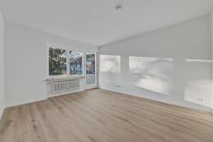 Modernes Ambiente, lichtdurchflutet und hochwertig renoviert: 2-Zimmer-Wohnung in München-Moosach! – Die vollständige Adresse der Immobilie erhältst du vom Anbieter., 80992 Alt-Moosach, München – Vorschaubild 7