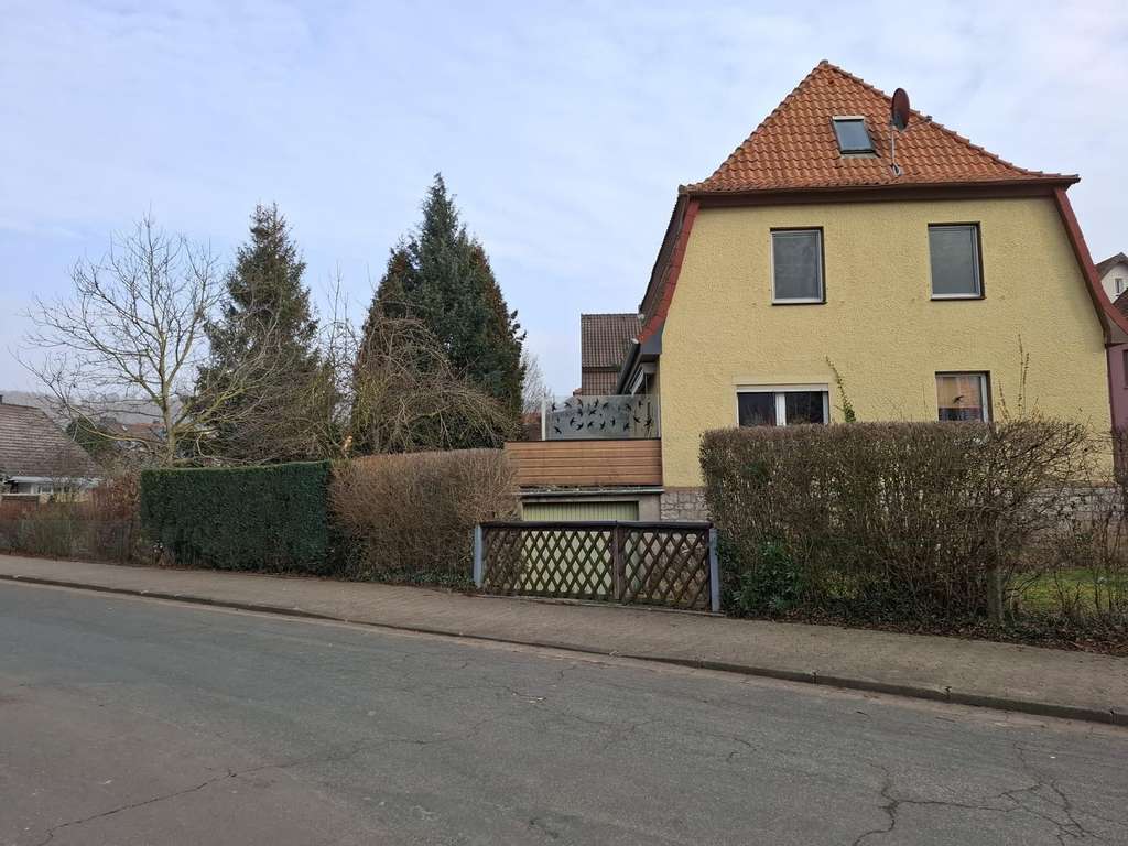 Immobilie in Einbeck - Charmantes Einfamilienhaus in Einbeck- Kreiensen- maklerfrei - Bild 0