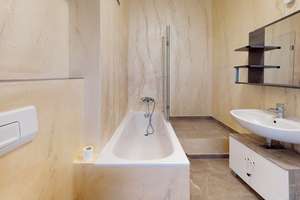 Nähe Merianplatz - Drei-Zimmer-Wohnung mit Balkon und Lift – 60316 Ostend, Frankfurt am Main – Vorschaubild 8