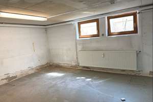 3-Familienhaus in Nürnberg-Altenfurt mit zwei freien Wohnungen, zwei Garagen und Carport – Die vollständige Adresse der Immobilie erhältst du vom Anbieter., 90475 Altenfurt, Moorenbrunn, Nürnberg – Vorschaubild 19