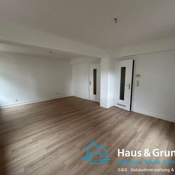 *** schöne 1-2-Zimmer-Wohnung - in der Innenstadt, am charmanten Aachener Markt***