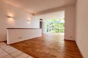 BIETERVERFAHREN: Sehr gepflegtes MFH mit Opt. der Selbstnutzung o. Umbau zum EFH / eine Einheit frei – Die vollständige Adresse der Immobilie erhältst du vom Anbieter., 60388 Bergen-Enkheim, Frankfurt am Main – Vorschaubild 2