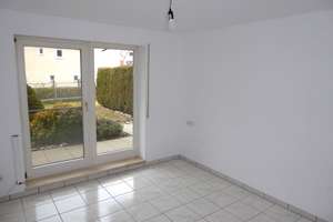 Geräumige 3-Zimmer-Wohnung mit Terrasse in Neu-Ulm/Reutti gelegen. – Neu-Ulmer Str. 24, 89233 Neu-Ulm – Vorschaubild 4