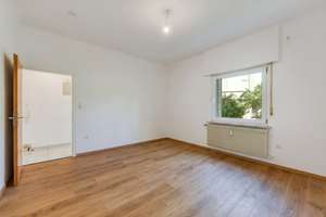 +++ Am Waldrand - Hochparterre-Etage im 2-FH mit Eigentümer - frisch renoviert - inkl. neuer EBK +++ – Mitterhoferstraße 14, 70435 Zuffenhausen-Am Stadtpark, Stuttgart – Vorschaubild 7