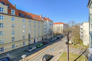 2 ZIMMER MIT BALKON | 3.OG | RENOVIERUNGSBEDARF | GRÜNE OASE | PRENZLAUER BERG | PROVISIONSFREI | – Werner-Kube-Straße 10, 10407 Prenzlauer Berg, Berlin – Vorschaubild 11