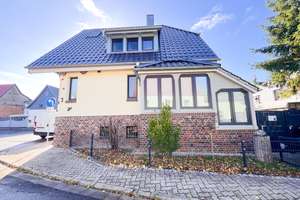 Schönes Einfamilienhaus mit Solaranlage und Fußbodenheizung! PROVISIONSFREI – Die vollständige Adresse der Immobilie erhältst du vom Anbieter., 6567 Bad Frankenhausen/Kyffhäuser – Vorschaubild 1