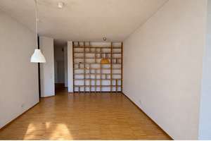 Freie 3-Zimmer-Altbauwohnung im Erdgeschoss (Hochparterre) mit überdachter Terrasse in S-Feuerbach – Feuerbacher Weg 201, 70469 Feuerbacher Tal, Stuttgart – Vorschaubild 3
