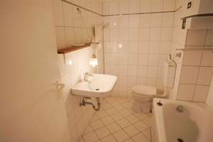 München an den Isarauen: freie, gemütliche 2,5-Zi.-Whg. im Hochparterre mit 2 Loggien  – Die vollständige Adresse der Immobilie erhältst du vom Anbieter., 81543 Siebenbrunn, München – Vorschaubild 24