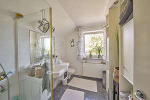 NEU! Brauchen Sie Platz?? Wunderbares Einfamilienhaus, vielseitige Nutzung möglich!! – Die vollständige Adresse der Immobilie erhältst du vom Anbieter., 33649 Brackwede, Bielefeld – Vorschaubild 5