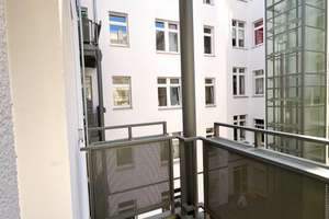 2 Zimmer Altbauwohnung mit Balkon im schönen Samariterkiez – Ebertystraße 32, 10245 Friedrichshain, Berlin – Vorschaubild 18