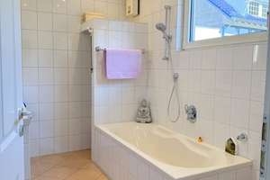 Innenstadtoase: Stadthaus mit Terrassen; schönem Garten; Büroeinheit; PKW-Stellplätzen, PV-Anlagen – Die vollständige Adresse der Immobilie erhältst du vom Anbieter., 53173 Alt-Godesberg, Bonn – Vorschaubild 7