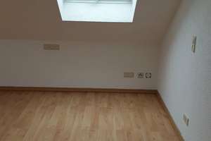 Helle 3,5-Zimmer-Dachgeschosswohnung mit großem Balkon – ruhig gelegen in Heilbronn-Biberach – Brunnenstraße 18, 74078 Biberach, Heilbronn – Vorschaubild 16