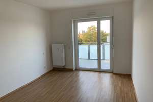 Moderne 2 Zi. inkl. EBK u. Balkon in ruhiger Lage – Herrenbachstraße 24, 86161 Wolfram-und Herrenbachviertel, Augsburg – Vorschaubild 3