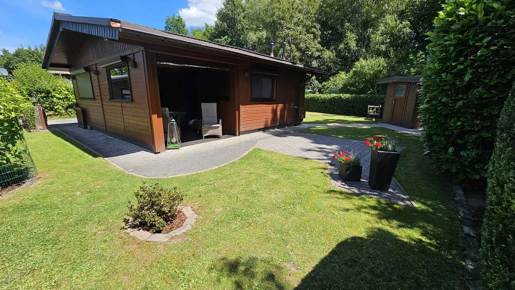 Immobilie in Attendorn - Nähe Biggesee - Idyllisch gelegenes und geschmacksvoll eingerichtetes Ferienhaus in Attendorn - Bild 2
