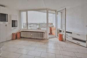 Vermietete 2-Zimmer-Kapitalanlage mit Balkon & TG-Stellplatz in München-Aubing