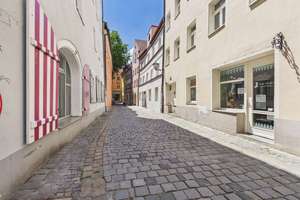 JETZT BESICHTIGEN - ein Stück Regensburger Geschichte. Denkmal, Fischgrät, Altstadt & Altbaucharme – Die vollständige Adresse der Immobilie erhältst du vom Anbieter., 93047 Innenstadt, Regensburg – Vorschaubild 7