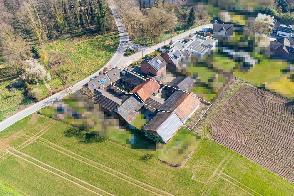 Immobilie in Wegberg - Historisches Denkmal-Juwel in Wegberg: Viel Platz für Visionäre, Handwerker & Individualisten - Bild 2