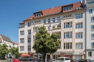 Erstattung der Erwerbsnebenkosten: 4 Zimmer mit Balkon im Herzen von Prenzlauer Berg – Bötzowstraße 54, 10407 Prenzlauer Berg, Berlin – Vorschaubild 4