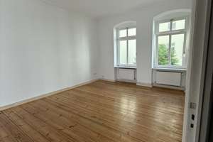 Frisch renoviertes Kiez-Juwel: Bezugsfreies  Single-Apartment (sanierter Altbau) im Prenzlauer Berg  – 10439 Prenzlauer Berg, Berlin – Vorschaubild 3